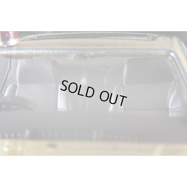 画像8: TOMYTEC 1/64 Limited Vintage NEO Nissan Leopard Altima “帰ってきた あぶない刑事” ver.