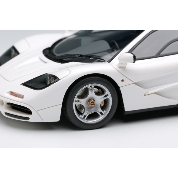 画像6: EIDOLON COLLECTION 1/43 McLaren F1 Roadcar 1994 White Limited 100 pcs.
