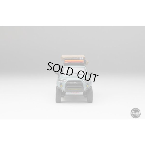 画像17: Gaincorp Products 1/64 Toyota 4Runner TRD Pro Overland Lunaroc [DiecastTalk特注]