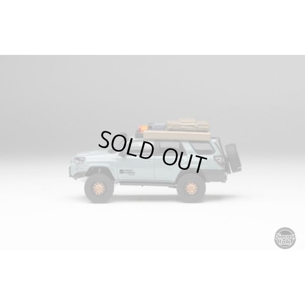 画像9: Gaincorp Products 1/64 Toyota 4Runner TRD Pro Overland Lunaroc [DiecastTalk特注]