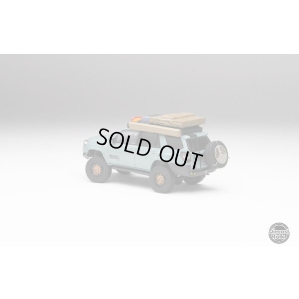 画像7: Gaincorp Products 1/64 Toyota 4Runner TRD Pro Overland Lunaroc [DiecastTalk特注]