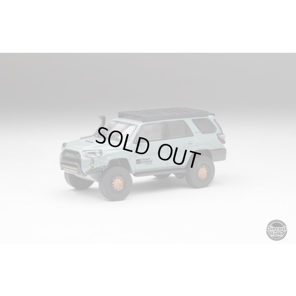 画像3: Gaincorp Products 1/64 Toyota 4Runner TRD Pro Overland Lunaroc [DiecastTalk特注]