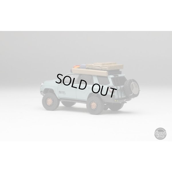 画像11: Gaincorp Products 1/64 Toyota 4Runner TRD Pro Overland Lunaroc [DiecastTalk特注]
