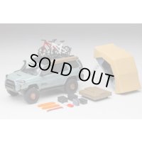 Gaincorp Products 1/64 Toyota 4Runner TRD Pro Overland Lunaroc [DiecastTalk特注]