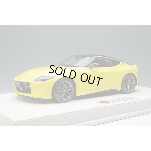 画像2: EIDOLON 1/18 Nissan Fairlady Z “Version ST” 2023 Ikazuchi Yellow / Super Black