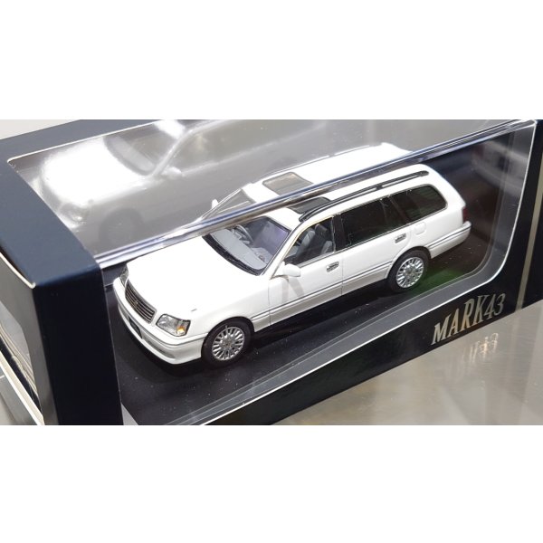 画像3: Hobby JAPAN 1/43 Toyota Crown Estate 3.0 Royal Saloon White Pearl Crystal Shine