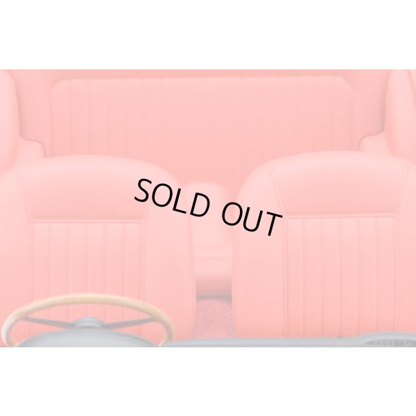 画像14: AUTOart 1/18 Aston Martin DB5 Dark Red Metallic