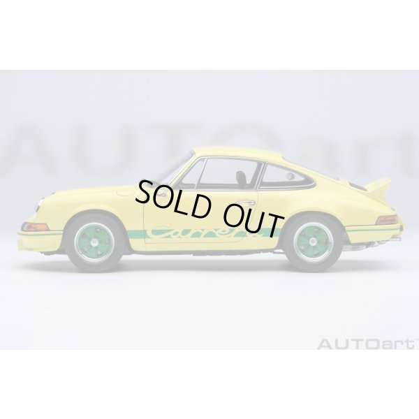 画像3: AUTOart 1/18 Porsche 911 Carrera 2.7 RS (Light Yellow with Green stripes)