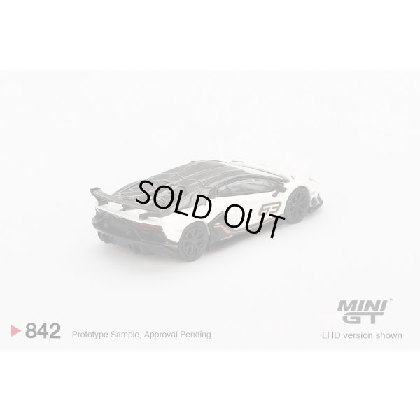 画像3: MINI GT 1/64 Lamborghini Aventador SVJ 63 Bianco Asopo (White) (RHD)