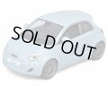 Burago 1/24 Fiat 500e (2003) Light Blue
