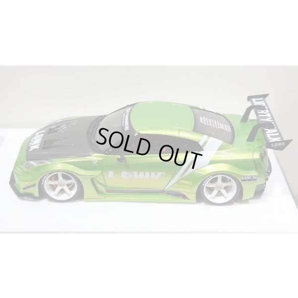 画像4: EIDOLON 1/43 LB Silhouette WORKS GT 35GT-RR (GT Wing Version) Giallo Verde Pearl Limited 32 pcs.