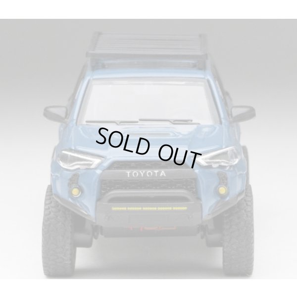 画像4: Gaincorp Products 1/64 Toyota 4Runner TRD PRO Overland Cavalry Blue Front Runner x DiecastTalk特注品