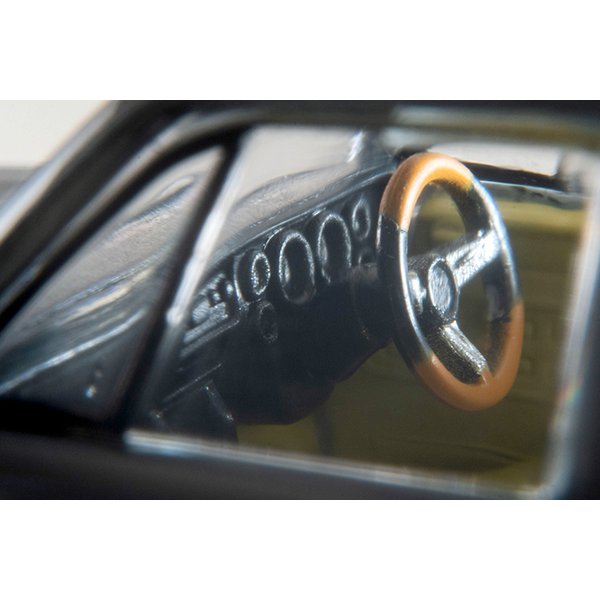 画像9: TOMYTEC 1/64 Limited Vintage Nissan Skyline 2000 GT-X (White) 1972