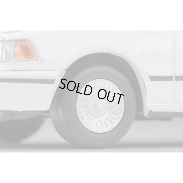 画像7: TOMYTEC 1/64 Limited Vintage NEO Toyota Crown Hardtop 3.0 Royal Saloon G (White) 1985