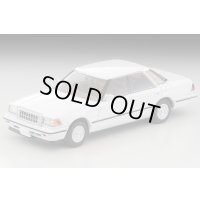 TOMYTEC 1/64 Limited Vintage NEO Toyota Crown Hardtop 3.0 Royal Saloon G (White) 1985