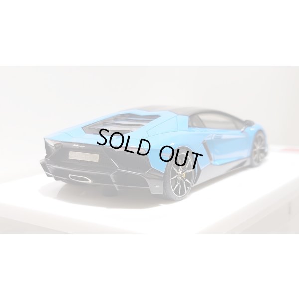 画像10: EIDOLON 1/43 Lamborghini Aventador LP720-4 50th Anniversario 2013 Azzurro Pearl with Roof panel Carbon Limited 32 pcs.