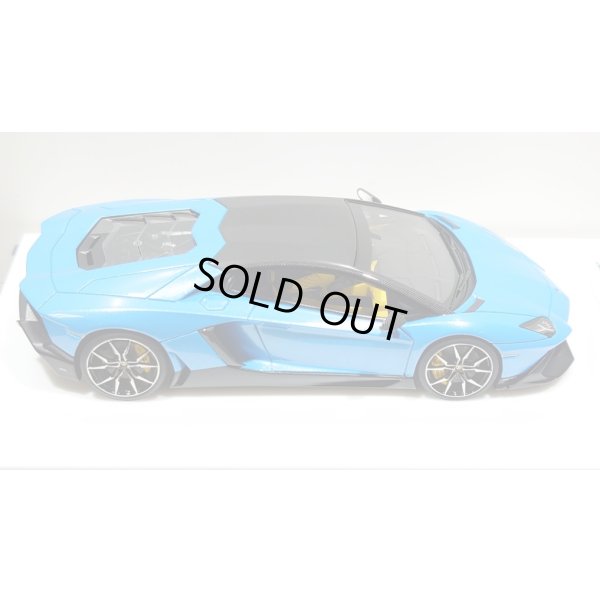 画像8: EIDOLON 1/43 Lamborghini Aventador LP720-4 50th Anniversario 2013 Azzurro Pearl with Roof panel Carbon Limited 32 pcs.