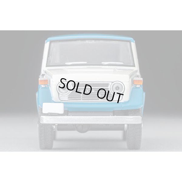 画像5: TOMYTEC 1/64 Limited Vintage Toyota Land Cruiser FJ56V (White/Blue)