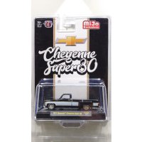 M2 Machines 1/64 1977 Chevrolet Cheyenne Super 30 Custom Black/White