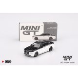 MINI GT 1/64 BMW i7 xDrive60 Alpine White/Black Sapphire (RHD)