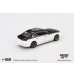 画像3: MINI GT 1/64 BMW i7 xDrive60 Alpine White/Black Sapphire (LHD) (3)