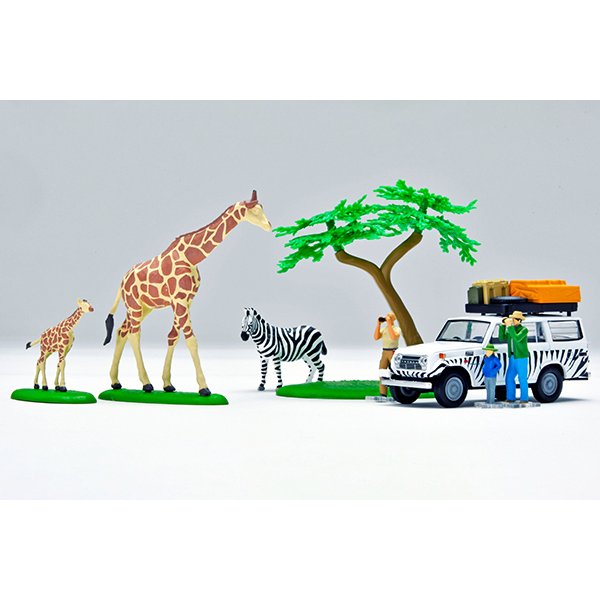 画像4: TOMYTEC 1/64 "Kaiyodo (海洋堂)" x "Tomica Limited Vintage" Diorama Collection 64 #CarSnap28a Safari 1 (with Toyota Land Cruiser FJ56V)