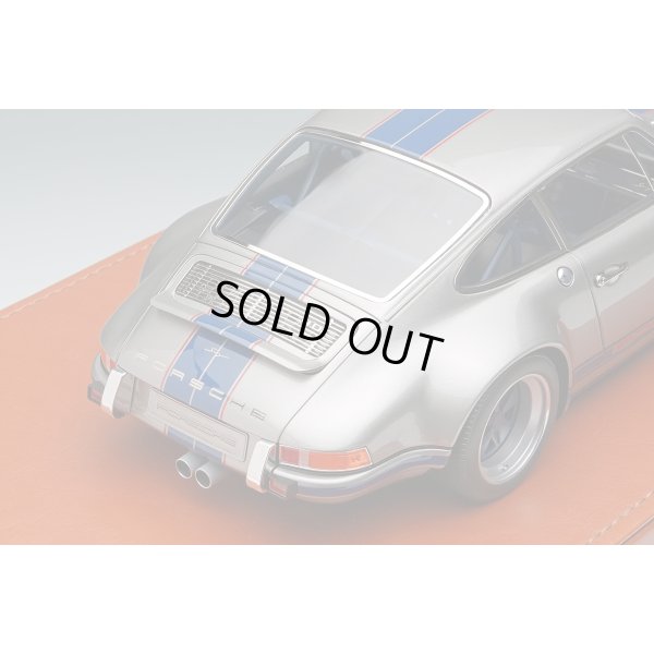 画像7: EIDOLON 1/18 Singer 911 (964) Coupe Titanium Silver / Navy Stripe Limited 100 pcs.