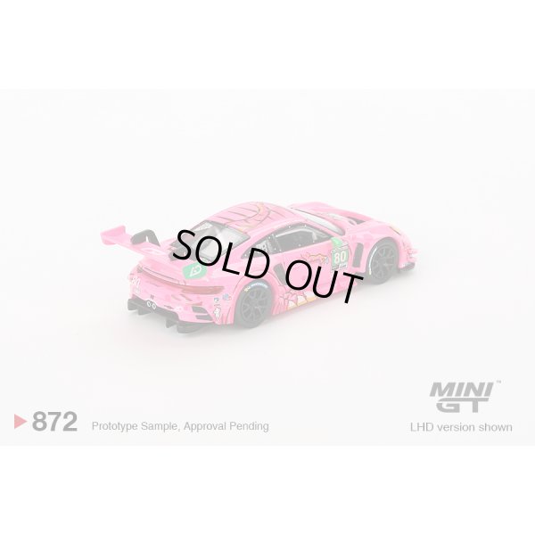 画像3: MINI GT 1/64 Porsche 911 GT3R AO Racing "Roxy" 2023 IMSA Virginia #80 P.J. Hyett/S. Priaulx