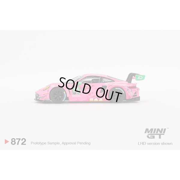 画像4: MINI GT 1/64 Porsche 911 GT3R AO Racing "Roxy" 2023 IMSA Virginia #80 P.J. Hyett/S. Priaulx