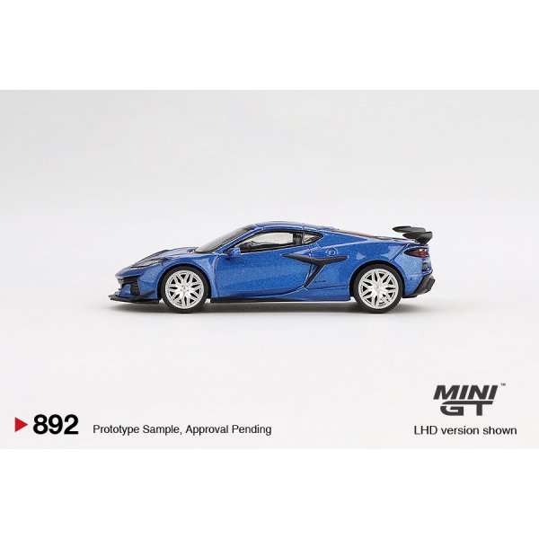 画像4: MINI GT 1/64 Chevrolet Corvette Z06 2023 Elkhart Lake Blue Metallic (LHD)