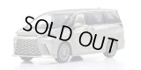 Kyosho Original 1/43 Lexus LM 500h Sonic Titanium 4-Seater Solis White