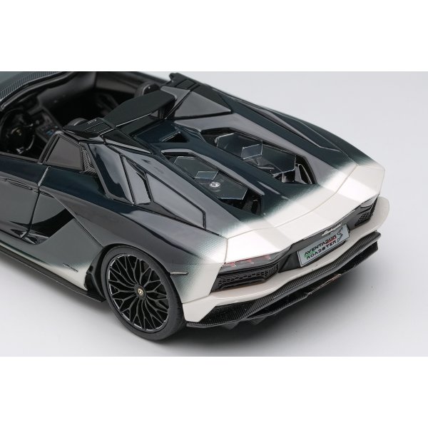画像7: EIDOLON COLLECTION 1/43 Lamborghini Aventador S Roadster 50th Anniversary Japan 2018 Bianco Japonais / Black Gradient Limited 100 pcs.