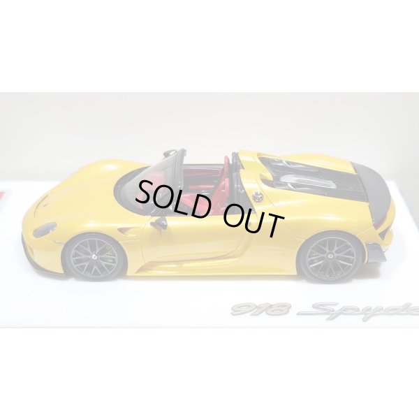 画像4: EIDOLON 1/43 Porsche 918 Spyder weissach package 2011 Grande Giallo Pearl Limited 35 pcs.