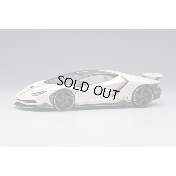 画像1: EIDOLON COLLECTION 1/43 Lamborghini Centenario LP770-4 2016 Rear Wing up Bianco Canopus / Italian Stripe Limited 120 pcs.