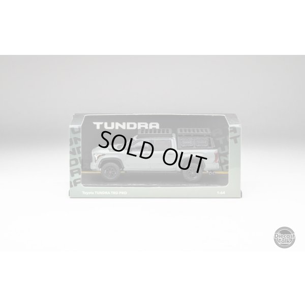 画像9: Gaincorp Products x Diecasttalk 1/64 Toyota Tundra TRD PRO Lunarlock with Roof Rack & Accessories