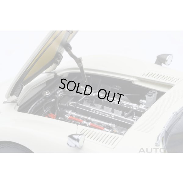 画像11: AUTOart 1/18 Toyota 2000GT 1967 (White)