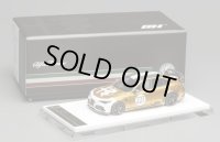 MOTORHELIX 1/64 Alfa Romeo Giulia GTAm Ocra GT Gold