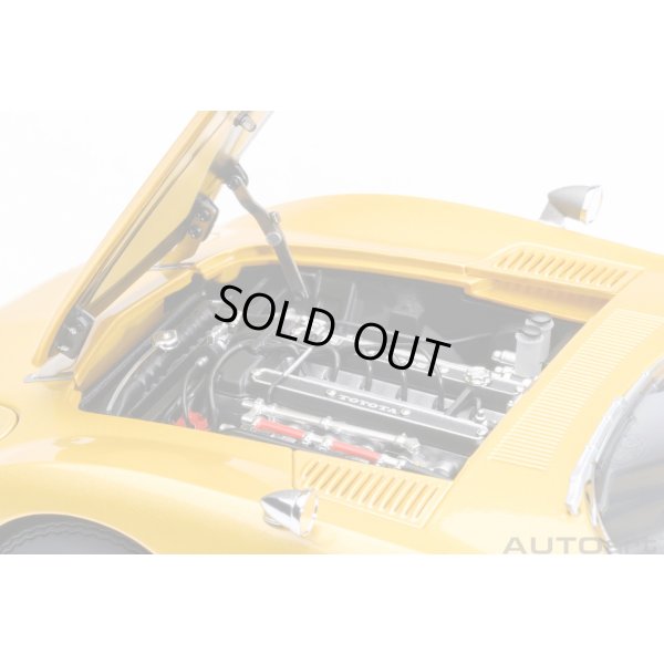 画像11: AUTOart 1/18 Toyota 2000GT 1967 (Gold)