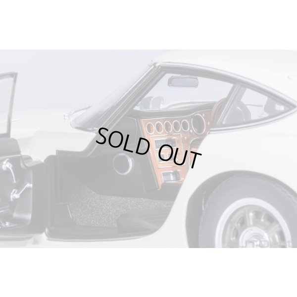 画像9: AUTOart 1/18 Toyota 2000GT 1967 (White)
