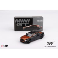 MINI GT 1/64 Bentley Flying Spur Neptune Orange Flame / Onyx (LHD)