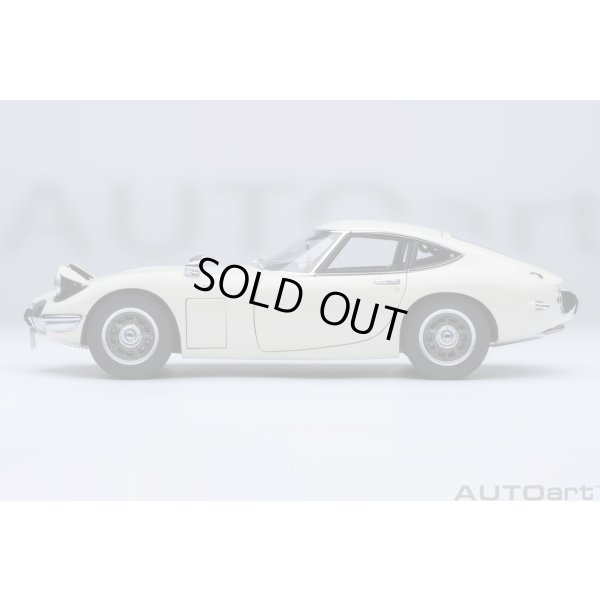 画像3: AUTOart 1/18 Toyota 2000GT 1967 (White)