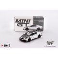 MINI GT 1/64 Nissan GT-R NISMO 2024 Brilliant White Pearl (LHD)