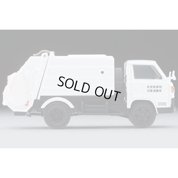 画像5: TOMYTEC 1/64 Limited Vintage NEO Mitsubishi Fuso Canter Cleaning Truck (White) with Figure
