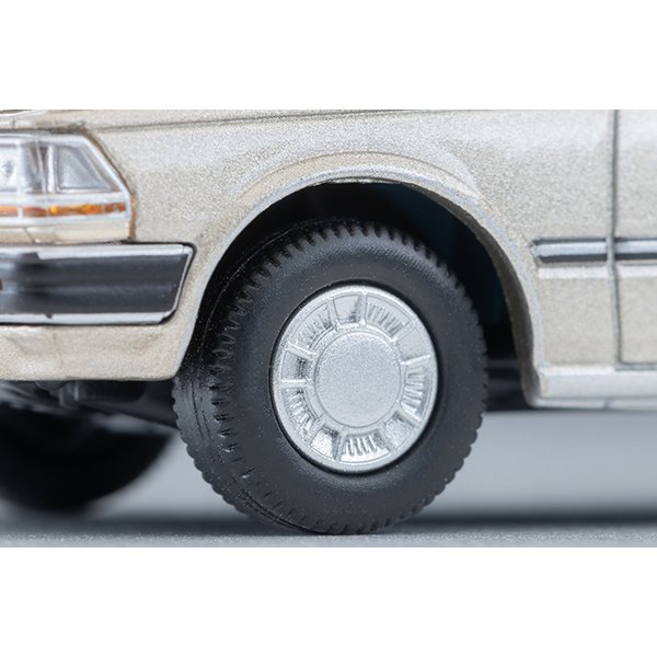 画像7: TOMYTEC 1/64 Limited Vintage NEO Nissan Gloria Wagon V20E GL (Yellowish Silver) 1991