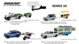 GREEN Light 1/64 Hitch & Tow Series 32