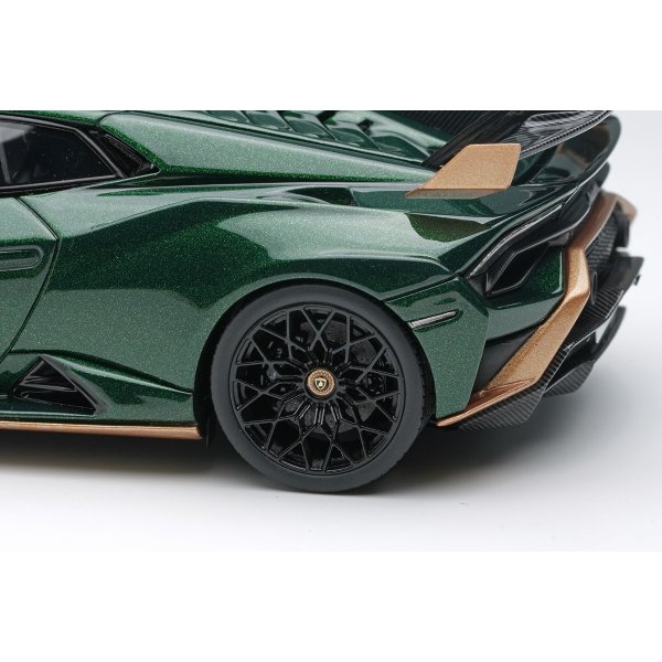 画像9: EIDOLON 1/43 Lamborghini Huracan STO 2021 Verde Hydra / Gold Limited 60 pcs.