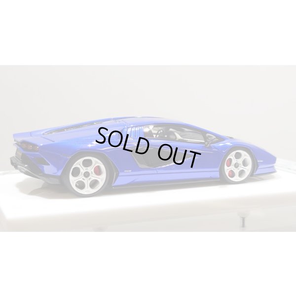 画像7: EIDOLON 1/43 Lamborghini Countach LPI 800-4 2022 Lobellia Blue Limited 32 pcs.