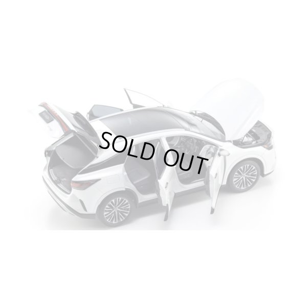 画像4: Kyosho Original 1/18 LEXUS RX 450h+ (Sonic Quartz)