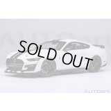 AUTOart 1/18 Ford Mustang Shelby GT500 (White with Black Stripes)