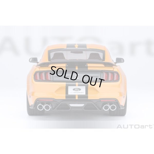 画像6: AUTOart 1/18 Ford Mustang Shelby GT500 (Orange with Black Stripes)